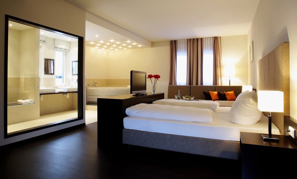 Friendly Cityhotel Oktopus Siegburg Exterior photo