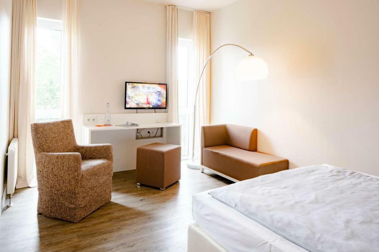 Friendly Cityhotel Oktopus Siegburg Exterior photo